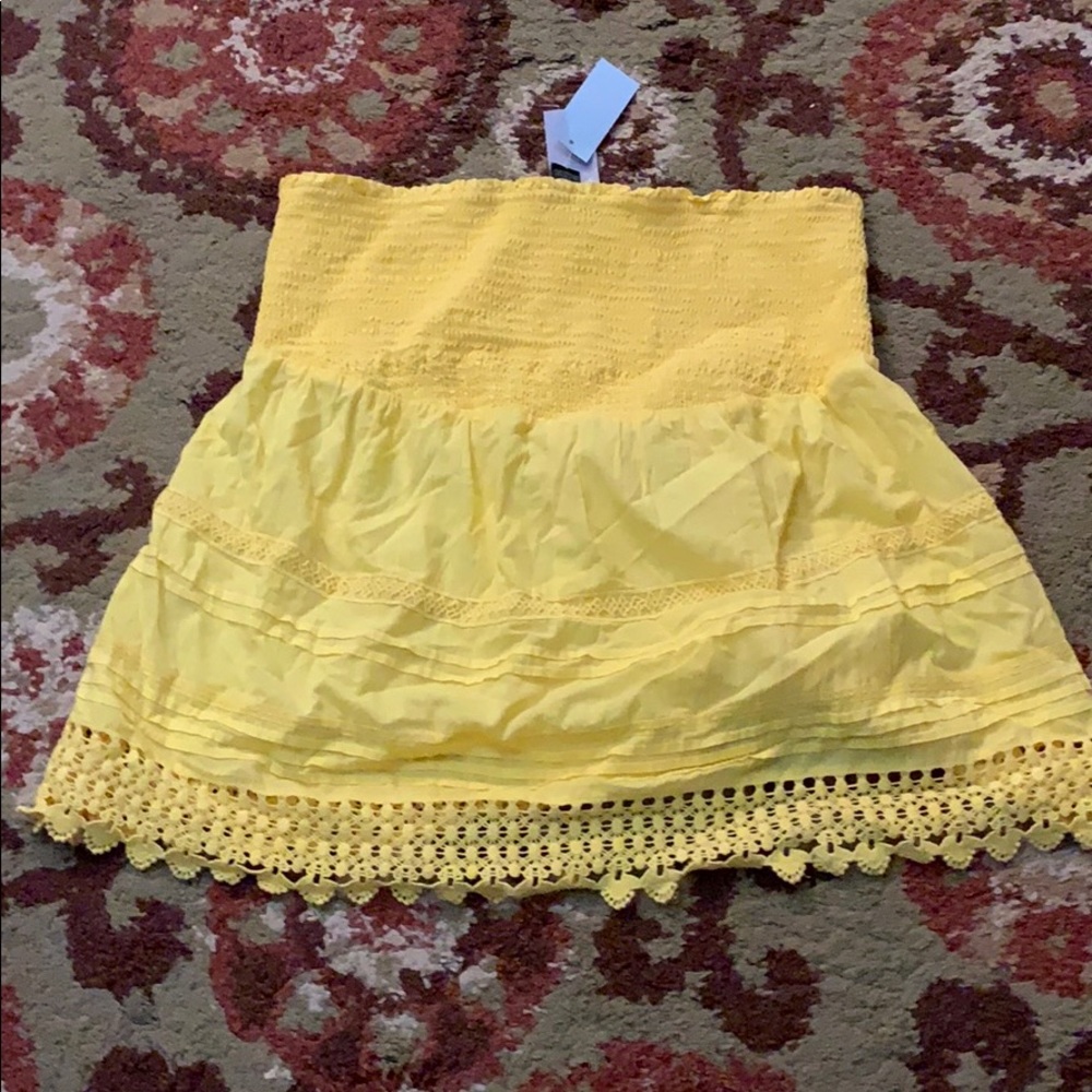 Yellow summer tube top